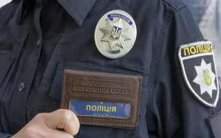 Кабмин установил правила выдачи и аннулирования удостоверений членов семей полицейских