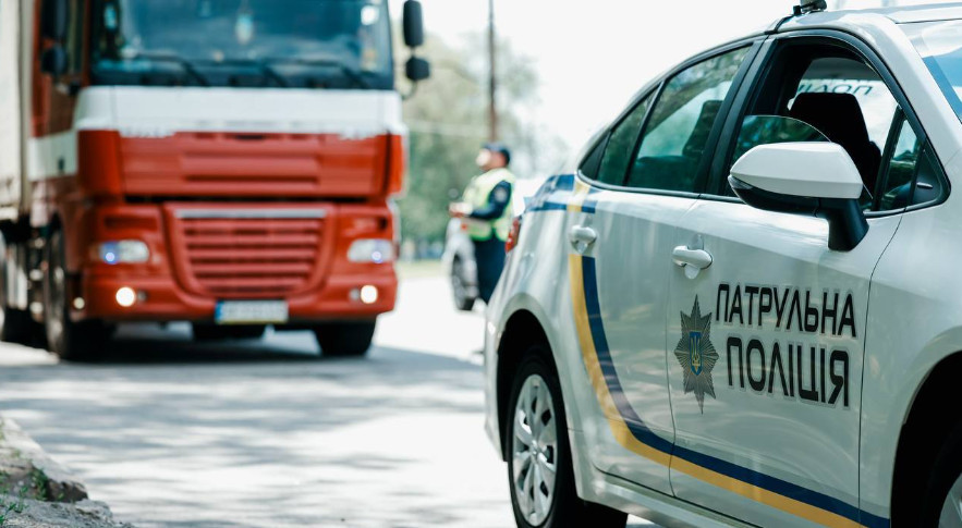 Traffic restrictions for heavy vehicles introduced in Kyiv