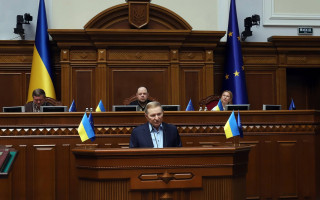 Второй президент Украины Леонид Кучма получил награду имени Левка Лукьяненко