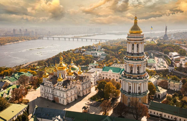 Зеленский подписал указ о праздновании 975-летия Киево-Печерской лавры и начале подготовки к 1000-летнему юбилею