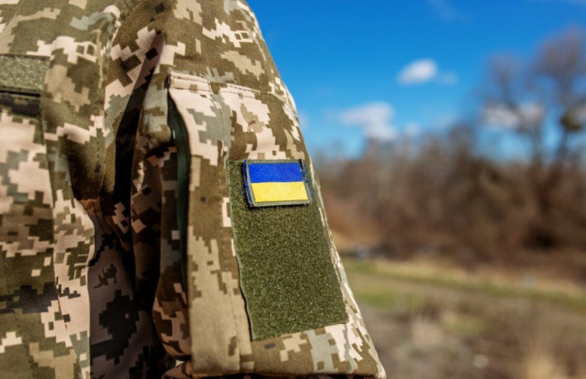 Військовий після виплати понад 1 млн грн через суд стягнув ще 131 тисячу грн за затримку розрахунку