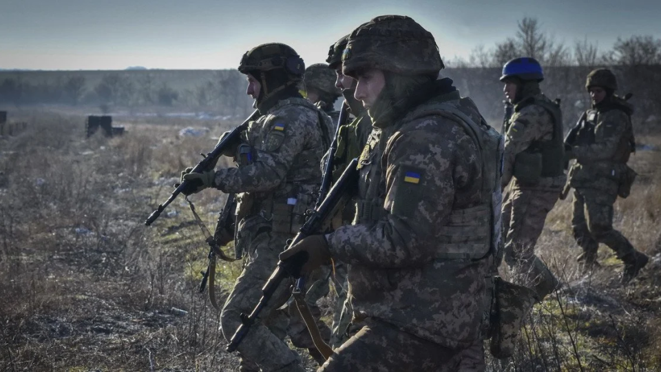 Military personnel will be paid up to UAH 100,000 for captured occupiers: what the Cabinet resolution provides