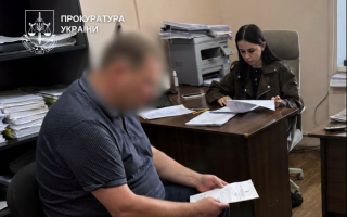 В Киеве растратили 2 млн грн на доставку уже доставленных из-за границы авто