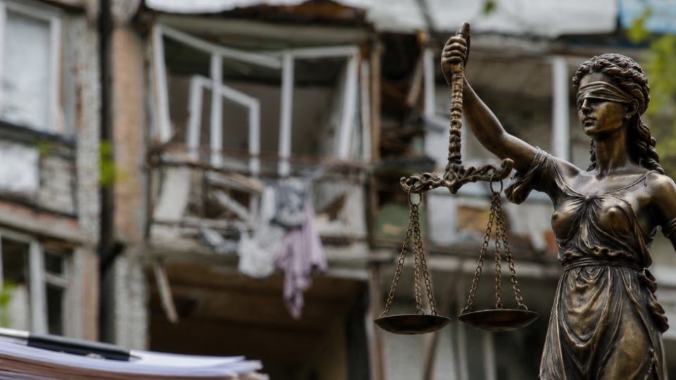 Чи достатньо факту знищення нерухомості для припинення права власності — Велика Палата визначить єдиний підхід