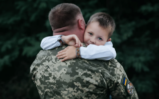 Начисляется ли пеня за алименты военнослужащему, получившему боевое ранение: позиция суда