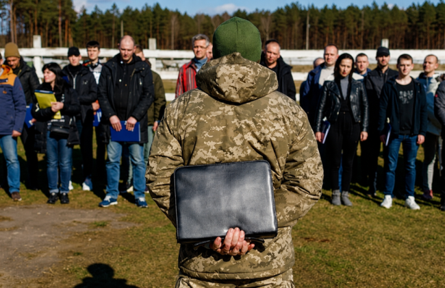 Мужчина с прогрессирующим псориазом просил суд защитить его от мобилизации — что решила апелляция