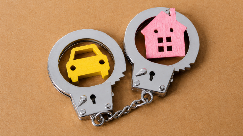 Arrested apartments, houses, and cars will be sold at half price — in which case the price can drop by half