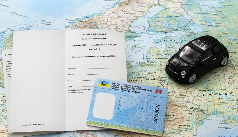 Едете за границу на автомобиле — в каких странах мира действительно украинское водительское удостоверение: полный перечень