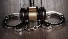 Вручение подозрения адвокату следователем не нарушает гарантий адвокатской деятельности — Верховный Суд