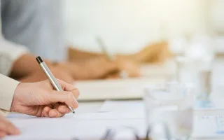 Чому не вистачає місць на мовний іспит: Комісія пояснила, як працює реєстрація