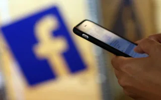 Образливі плакати та публікації у Facebook: ВРП побачила ознаки психологічного тиску на суддів Західного апеляційного господарського суду