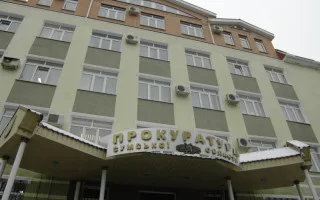Прокурор из Сумской области «провалил» дело: суды закрыли производство из-за истечения сроков, а чиновник отделался выговором