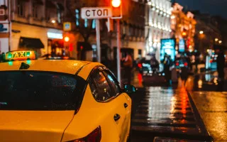 Чи можна стягнути збитки з Uber та інших сервісів таксі: до кого висувати претензії та з кого вимагати гроші за ДТП