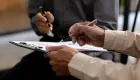 Свидетели при удостоверении завещания: когда их участие обязательно и кто может ими быть