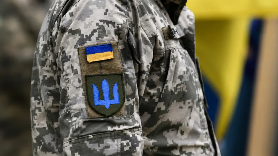 Удержание алиментов с «боевых» выплат военнослужащих предлагают отменить