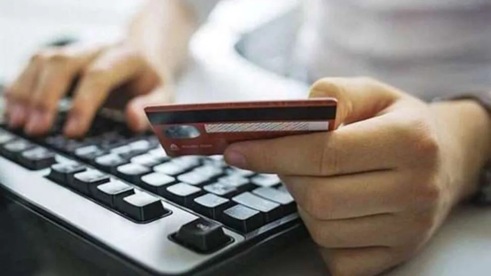 В Тернополе мужчина дважды попал в мошеннические схемы и потерял 55 тысяч долларов