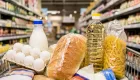 Инфляция замедлилась, но хлеб и растительное масло дорожают: как изменились цены на продукты