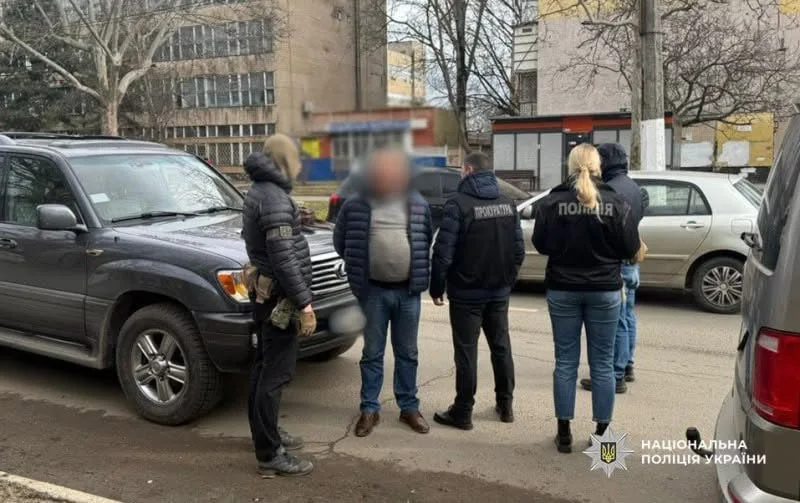 «Бабуся з Болгарії» за 11 тисяч євро – в Одесі судитимуть іноземця за схему незаконного виїзду військовозобов’язаних