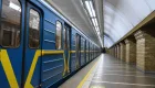 Почему поезда метро не остаются на станциях ночью: в КГГА объяснили причину