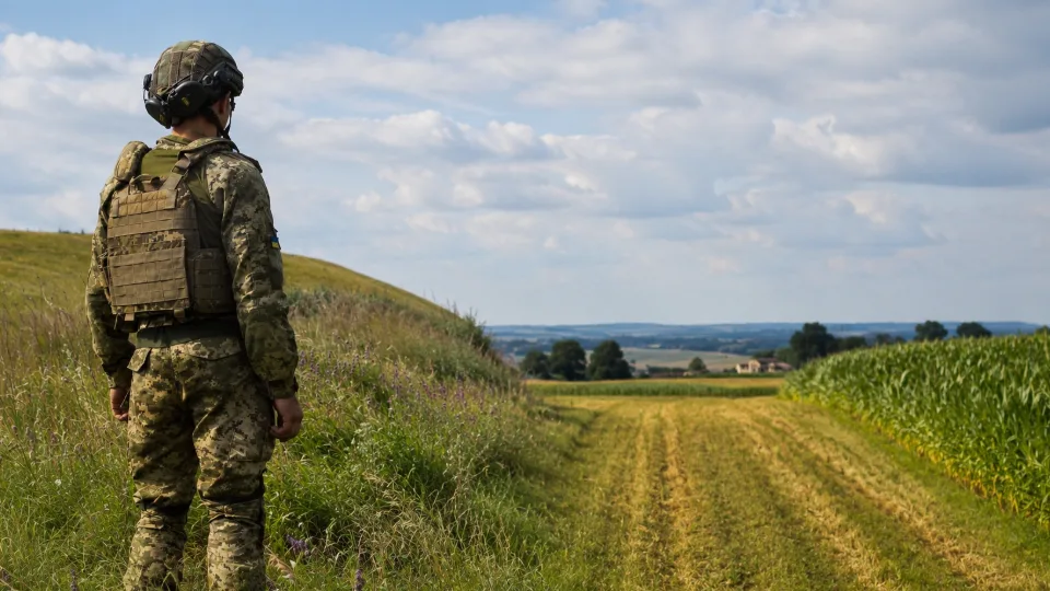 A new benefit is offered to veterans: instead of a land plot, they can receive 200 thousand hryvnias