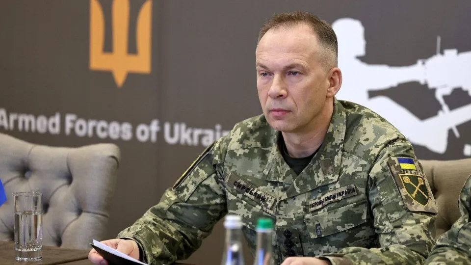 Около 20 военных остаются на передовой без ротации 200 суток и дольше — Сырский