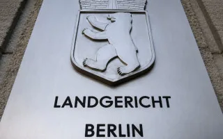 A failure in Berlin paralyzed the courts: employees were sent home, and suspects may be released