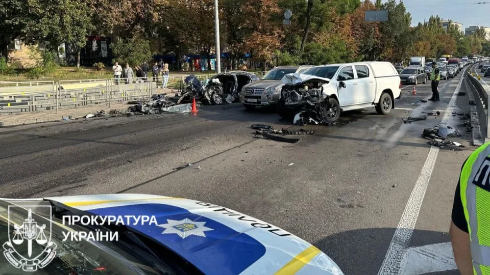 За смертельні ДТП посилять покарання: у Раді ініціюють нові строки ув'язнення і позбавлення посвідчень на 15 років