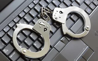 Адміністрація закладів покарань не зможе більше читати листи вʼязнів: Мінʼюст розширив список заборон