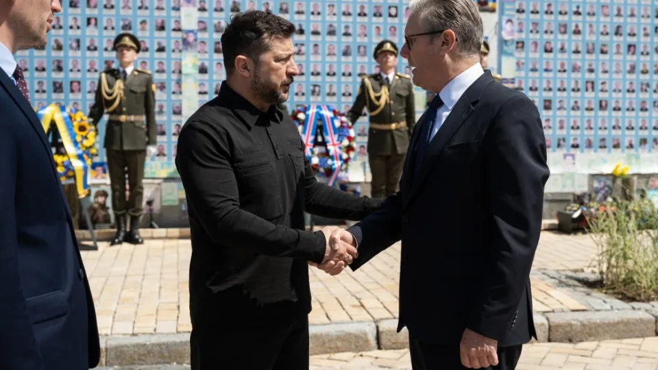 Keir Starmer received the Order of Freedom from Volodymyr Zelenskyy