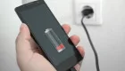 Чи можна заряджати телефон кілька разів на день: поради для довшої роботи акумулятора