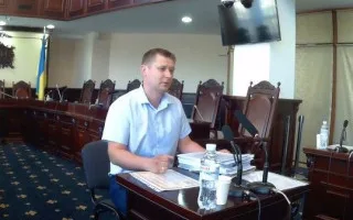 Судья Андрей Полищук искусственно устранял конкретных судей от рассмотрения дел через решения об отводе — ВСП
