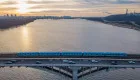 В Киеве планируют реставрировать мост Метро: что с движением поездов