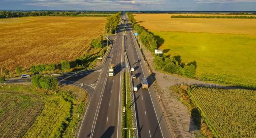 На Харківщині тимчасово перекрито рух на ділянці дороги Київ – Харків – Довжанський