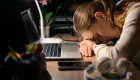 Работники, которые сидят за компьютером, могут уйти в дополнительный ежегодный отпуск: кто и на сколько дней
