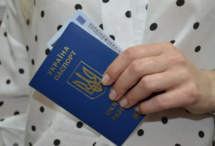 Верховний Суд підтвердив право на громадянство без документів: ДМС не може блокувати отримання паспорта через суд