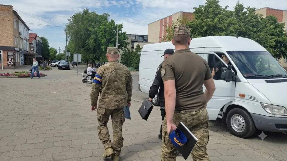 Что ждет военнослужащего в СЗЧ при встрече с группой оповещения ТЦК