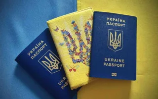 Обязательно ли менять заграничный паспорт после смены фамилии