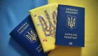 Чи обов’язково змінювати закордонний паспорт після зміни прізвища
