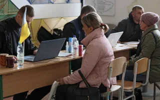 Кабмин ввел персональное финансирование соцуслуг для ВПЛ: средства будут поступать на специальные счета