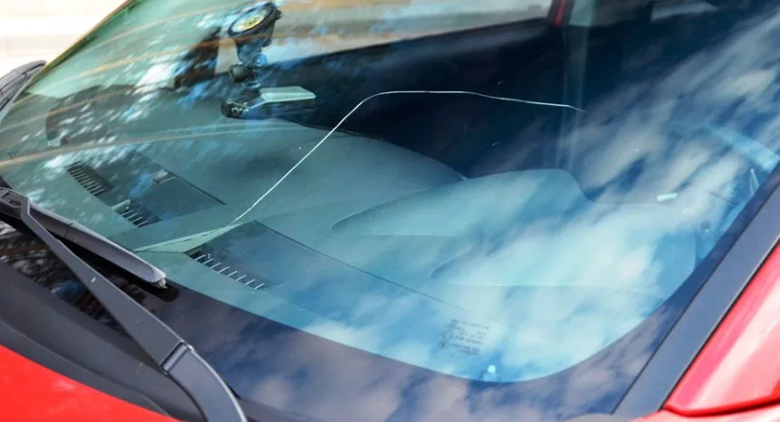 Fine for a Crack on the Windshield or Non-Working Parking Lights: How a Driver Can Win a Court Case Against the Patrol Police