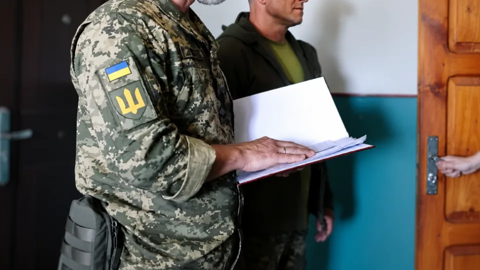 Чоловіка, який страждає на епілепсію, за день мобілізували і призначили водієм: суд визнав призов незаконним