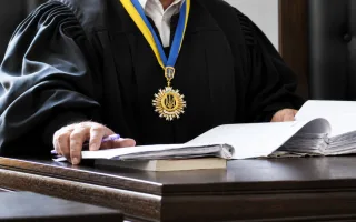 ВСП уволил в отставку судей Хозяйственного суда Николаевской области и Деснянского районного суда Киева