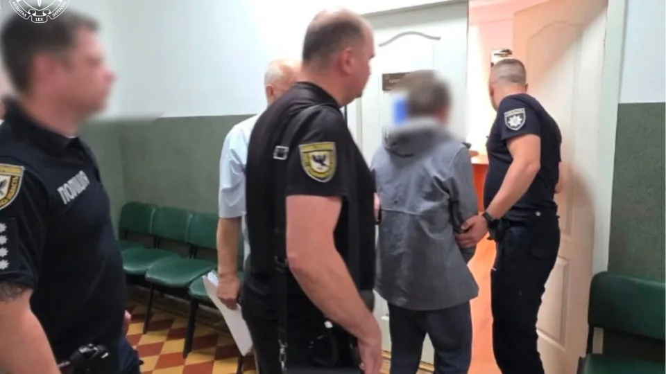 На Івано-Франківщині чоловік вбив незнайомця через суперечку про політику