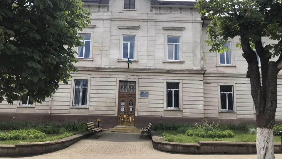 Судью Заставновского райсуда Ярослава Стрельца отстранили от работы