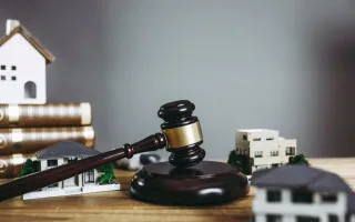 ВС запретил оставлять имущество плательщика алиментов под арестом только из-за риска возникновения нового долга