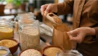 Покупаете крупы или сахар на развес — что продавец обязан сообщить покупателю по закону