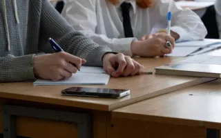 Почти 1,2 млн заявлений: в Украине завершился прием документов на поступление в вузы — что дальше