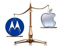 Суд признал Apple виновной в нарушении двух патентов Motorola