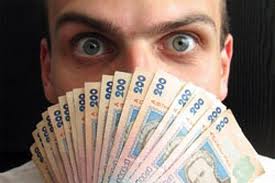 Реальные доходы украинцев выросли почти на 11%, - Тигипко