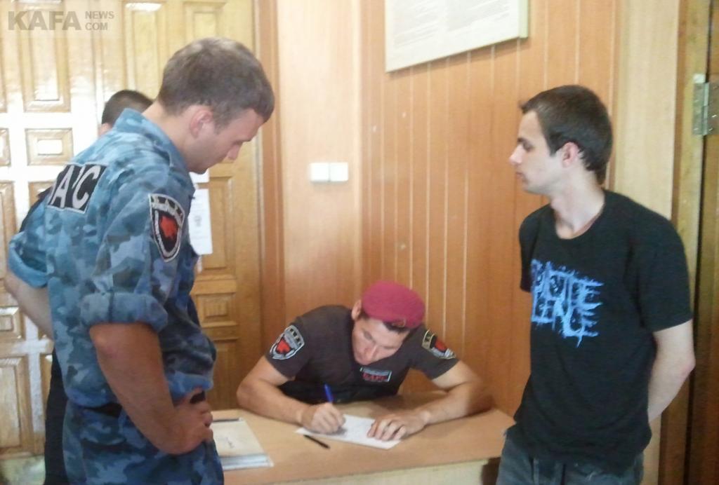 В Крыму милиционеры задержали «эльфа»-наркомана